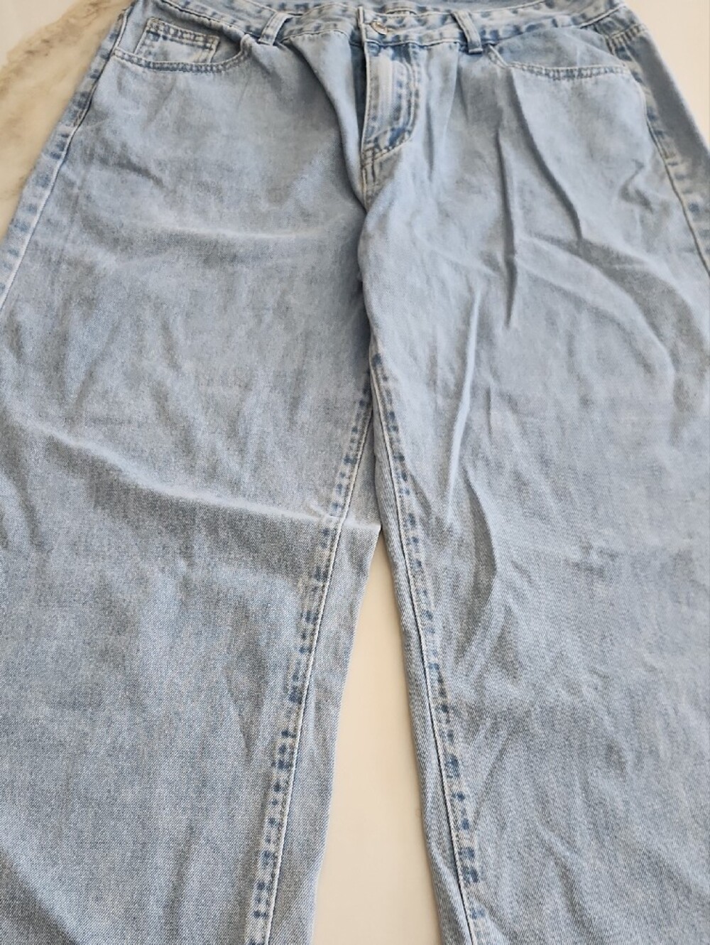 SHEIN Light Blue Wide Leg Jeans with Pink Bow Pockets - Picture 4 of 4